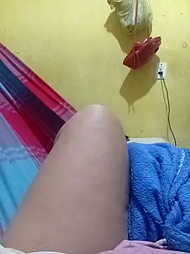 Snapshot of Ravena2290 chatting on 11.06.25 Ravena2290 online show from 11.06.25