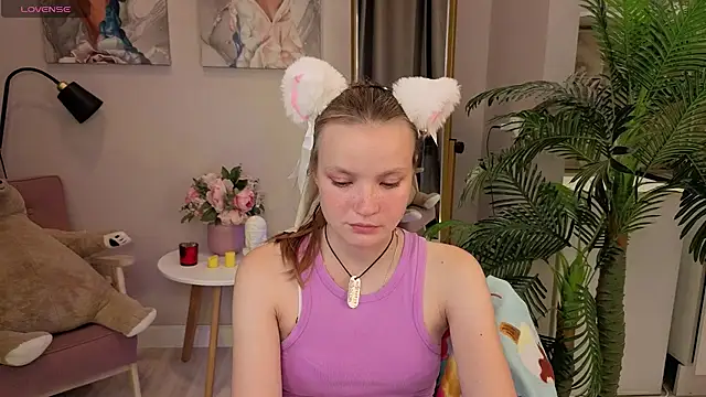 Ginger Emma online show from 09.21.25