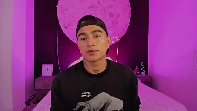 LiamDeep online show from 09.15.25