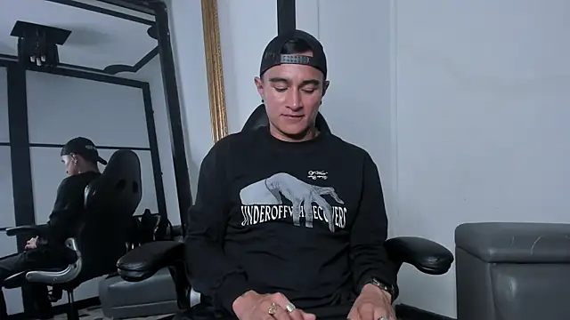 LiamDeep online show from 09.30.25