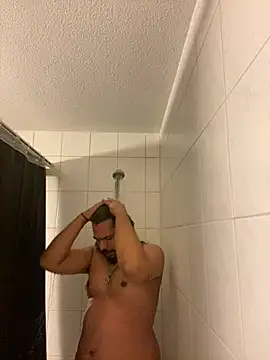 Snapshot of daddyvibes chatting on 06.09.26 daddyvibes online show from 06.09.26