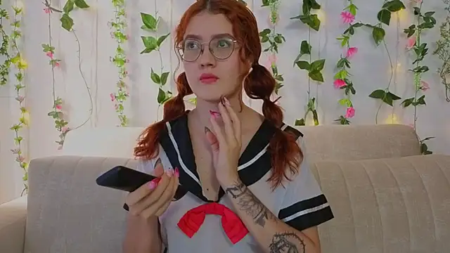 MiaWinxxx online show from 09.10.25
