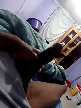 Snapshot of kevinkgosi chatting on 11.05.25 kevinkgosi online show from 11.05.25