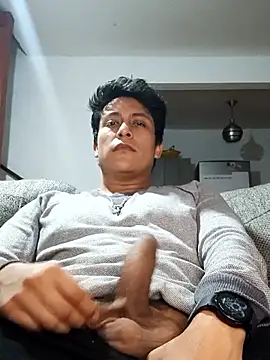 Snapshot of juan_penetreitor chatting on 10.01.25 juan penetreitor online show from 10.01.25