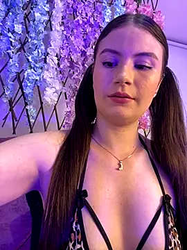 Snapshot of Tegui-sc chatting on 10.03.25 Tegui-sc online show from 10.03.25