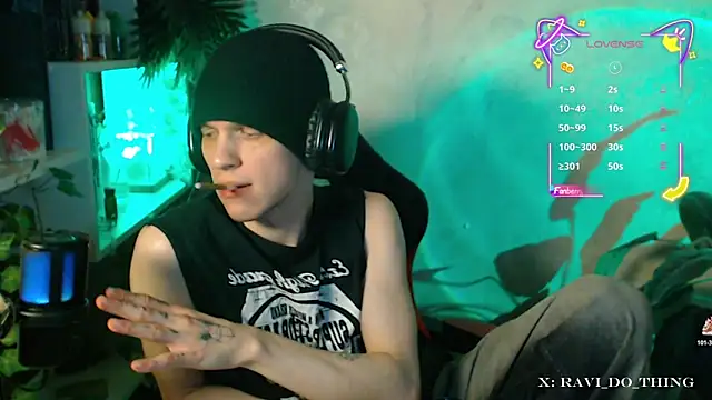 frozen boy online show from 10.29.25