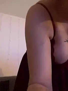 Hugox1123 online show from 12.18.25