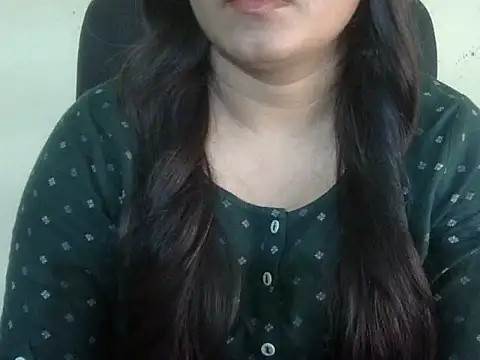 Aanya Hazel online show from 10.31.25