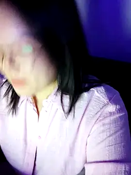 Snapshot of Innogin chatting on 11.07.25 Innogin online show from 11.07.25