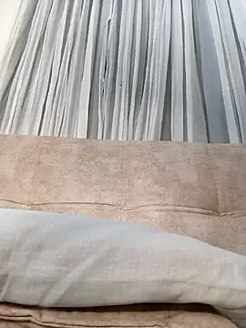 Marian Zeller online show from 11.06.25