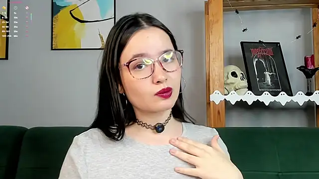 WildaBisom online show from 10.28.25