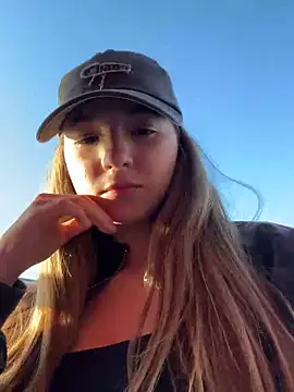 MissMay online show from 09.16.25