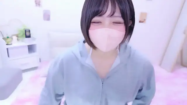 Hinata Sun online show from 03.10.26