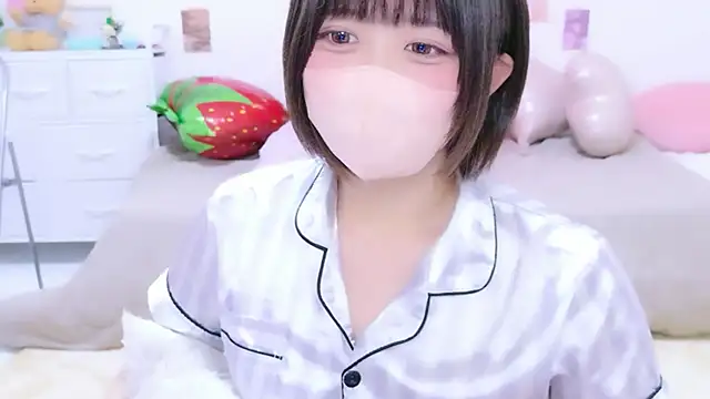 Hinata Sun online show from 04.01.26