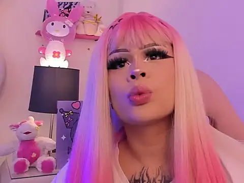 Snapshot of Missy_Aprill chatting on 09.29.25 Missy Aprill online show from 09.29.25