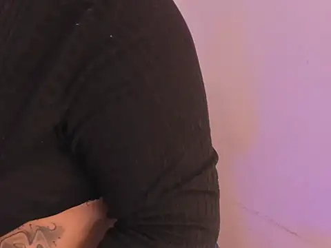 Snapshot of Missy_Aprill chatting on 10.03.25 Missy Aprill online show from 10.03.25