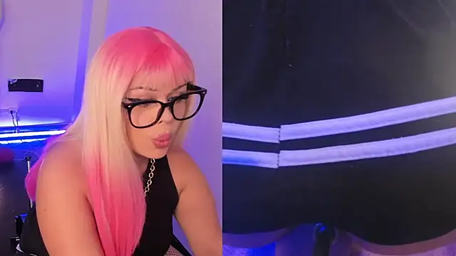 Snapshot of Missy_Aprill chatting on 10.14.25 Missy Aprill online show from 10.14.25