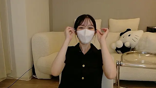 Snapshot of Ribon_n chatting on 06.23.26 Ribon n online show from 06.23.26