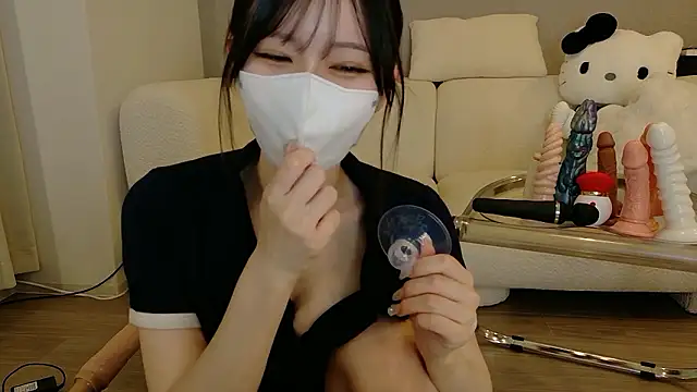 Snapshot of Ribon_n chatting on 06.27.26 Ribon n online show from 06.27.26