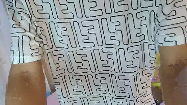 camilo nom online show from 10.08.25