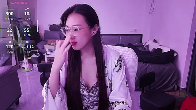 Linbaibai online show from 10.13.25