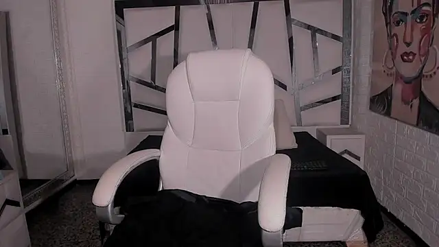 Alisha Evans Rs online show from 10.12.25