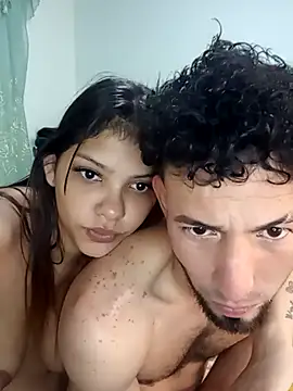 Snapshot of LunaAndOrion chatting on 10.01.25 LunaAndOrion online show from 10.01.25