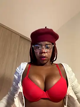 Snapshot of Sweet-Jade chatting on 10.07.25 Sweet-Jade online show from 10.07.25