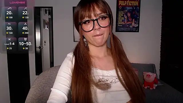 Snapshot of babedooll chatting on 02.16.26 babedooll online show from 02.16.26