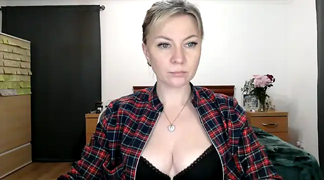 ParadiseAlina online show from 02.10.25