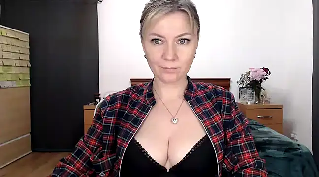 ParadiseAlina online show from 02.10.25