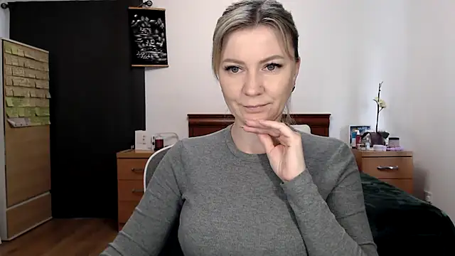 ParadiseAlina online show from 04.20.26