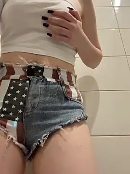 Cumonmme online show from 05.18.26