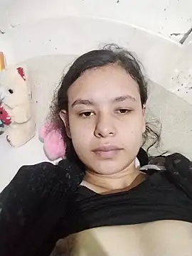 Snapshot of marisolcardona chatting on 11.17.25 marisolcardona online show from 11.17.25