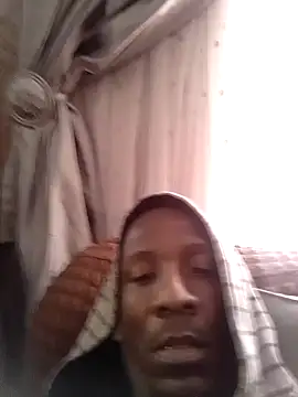 Snapshot of longdickson12345 chatting on 10.02.25 longdickson12345 online show from 10.02.25