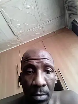 Snapshot of longdickson12345 chatting on 10.10.25 longdickson12345 online show from 10.10.25