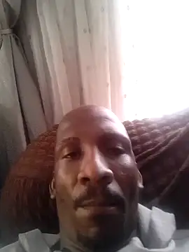 Snapshot of longdickson12345 chatting on 10.14.25 longdickson12345 online show from 10.14.25