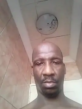 Snapshot of longdickson12345 chatting on 10.24.25 longdickson12345 online show from 10.24.25