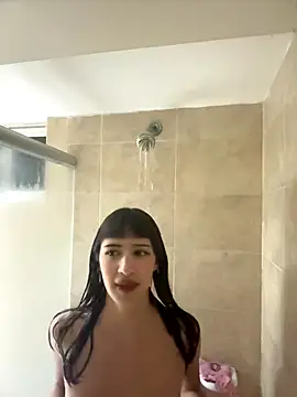 Snapshot of lunaasexxx0 chatting on 10.05.25 lunaasexxx0 online show from 10.05.25