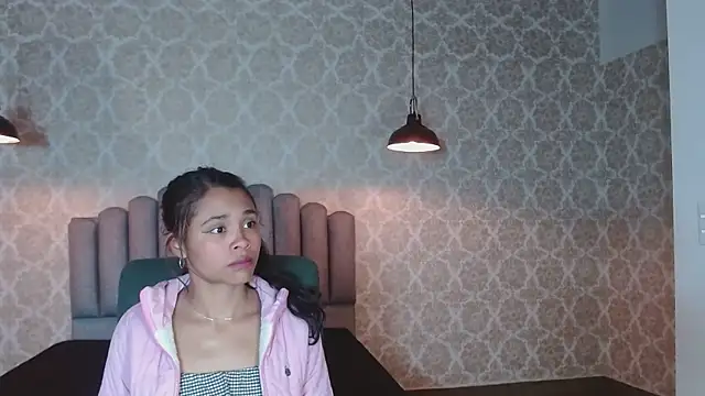 Kristall 06 online show from 10.19.25