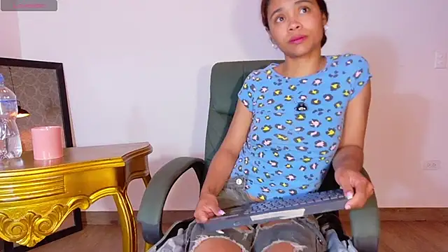 Kristall 06 online show from 12.18.25