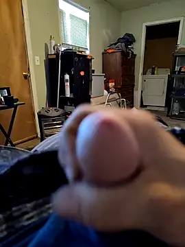 Snapshot of Wolfyking95 chatting on 11.02.25 Wolfyking95 online show from 11.02.25