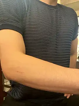 Snapshot of anhkiet_huang chatting on 01.19.26 anhkiet huang online show from 01.19.26