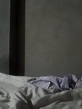 Snapshot of Elkato69 chatting on 10.08.25 Elkato69 online show from 10.08.25