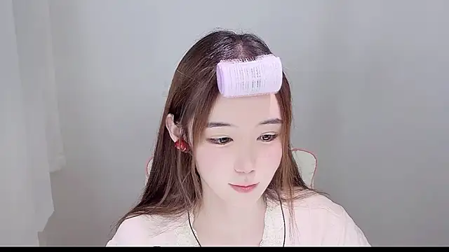 Xiao-runbao online show from 10.01.25