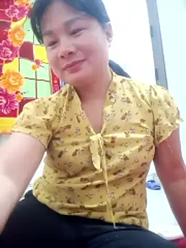 kute-00 online show from 11.10.25