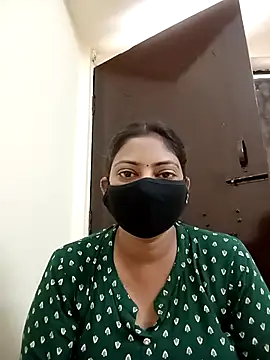 Snapshot of Shikha-mehra7 chatting on 09.11.25 Shikha-mehra7 online show from 09.11.25