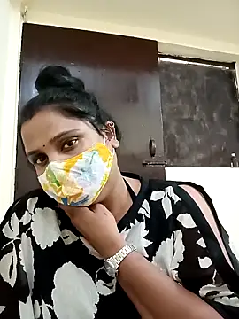 Snapshot of Shikha-mehra7 chatting on 10.07.25 Shikha-mehra7 online show from 10.07.25