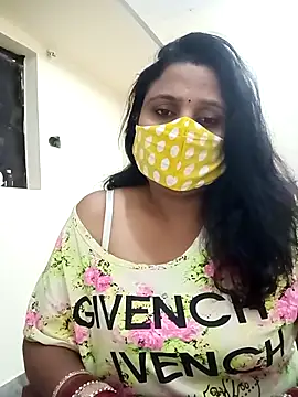 Snapshot of Shikha-mehra7 chatting on 10.28.25 Shikha-mehra7 online show from 10.28.25