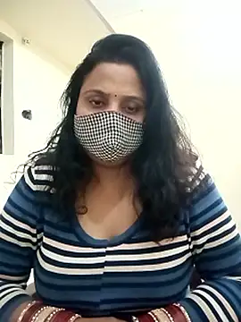 Snapshot of Shikha-mehra7 chatting on 11.04.25 Shikha-mehra7 online show from 11.04.25